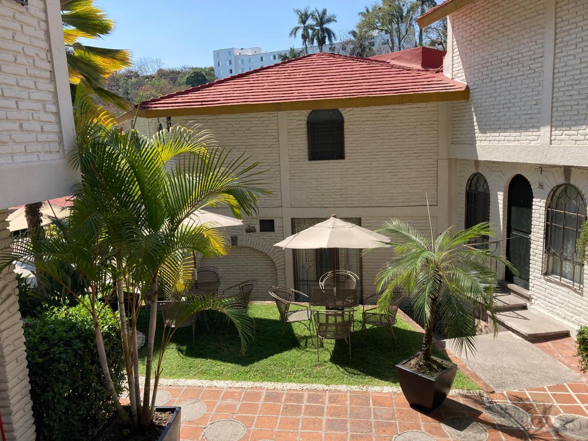 Hotel Ilebal Cuernavaca Centro - Lugar Con Encanto! Экстерьер фото
